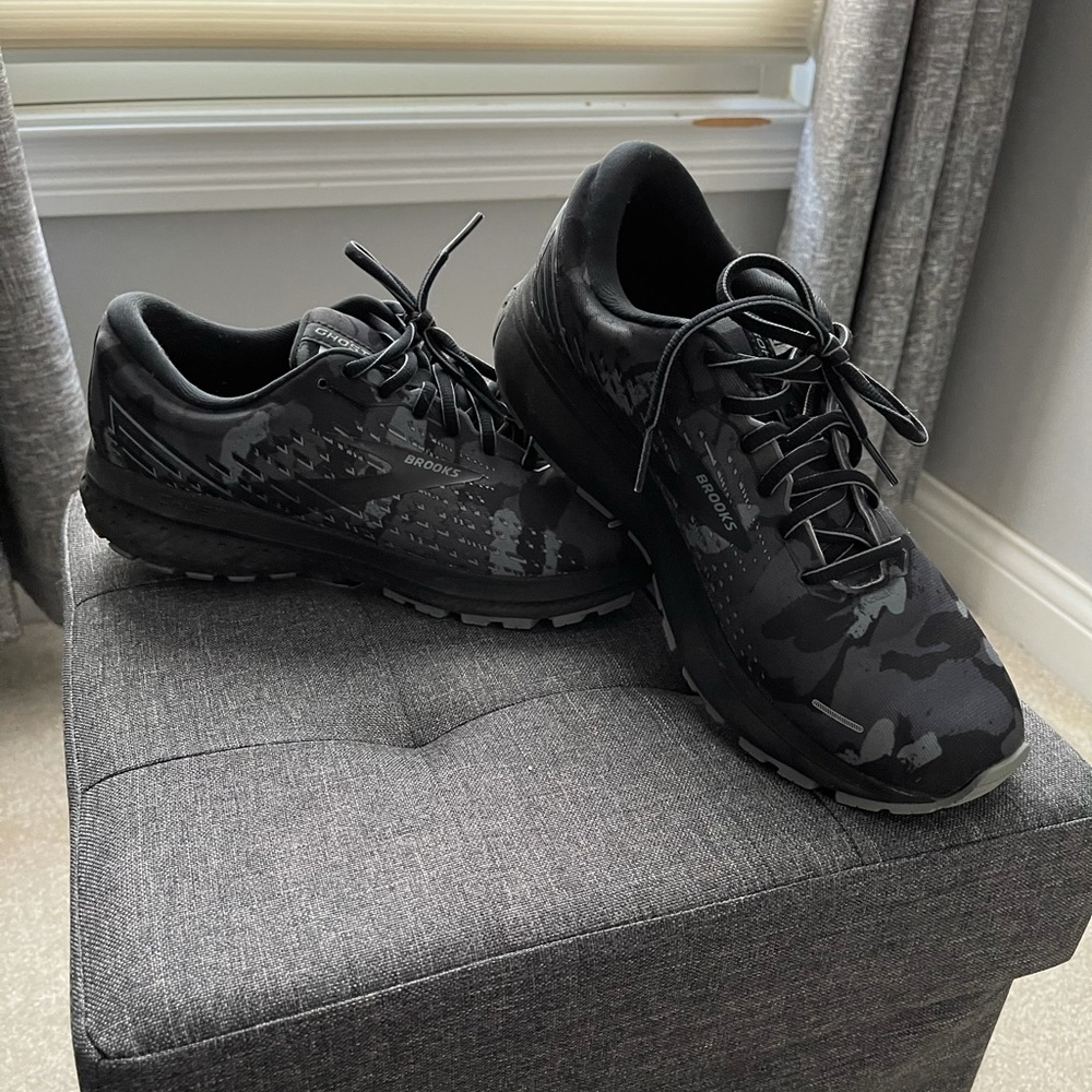 Men’s Brooks Black Camo Ghost 13